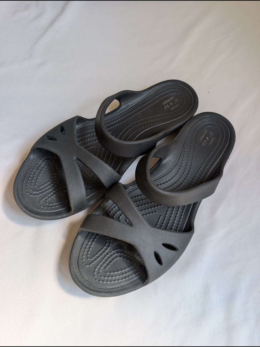 Crocs Kelli Strappy Sandals - Black